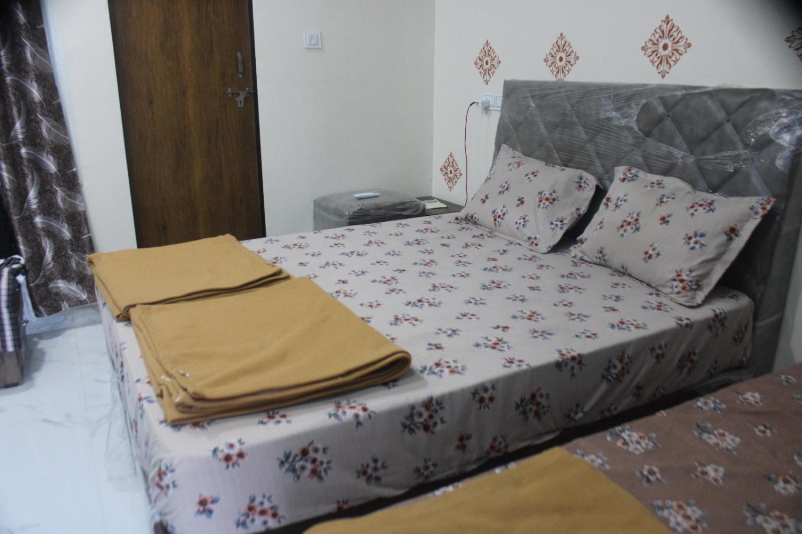 Atithi Home Stay Garudeshwar Extérieur photo